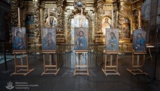 У Софії Київській виставили ікони, написані на ящиках з-під снарядів