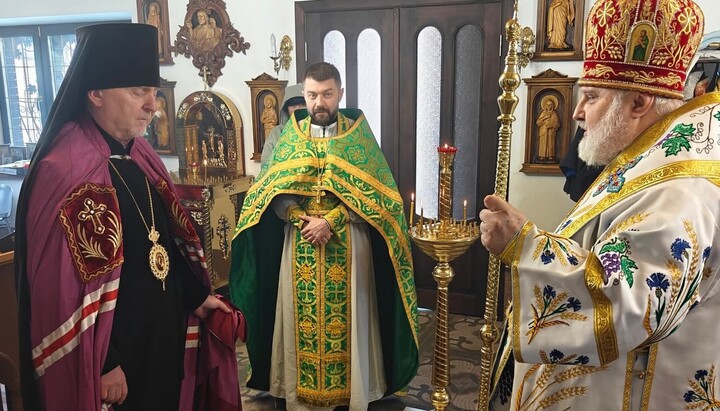«Патріарх» УПЦ КП Никодим з новим «єпископом». Фото: Facebook-сторінка УПЦ КП