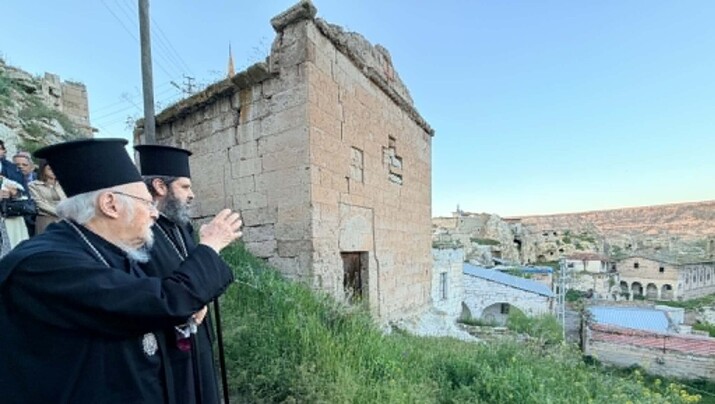Patriarch Bartholomew with the Archbishop Joani of Albania in Cappadocia. Photo: fosfanariou.gr