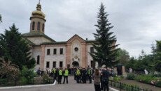Прихильники ПЦУ проводять захоплення Троїцького собору в Кременчуці