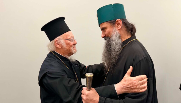 Patriarch Bartholomew welcomed Patriarch Daniel of Bulgaria. Photo: Ecumenical Patriarchate on Facebook
