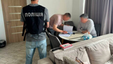 Екскерівник Мінкульту отримав підозру за вивезення ухилянтів за кордон