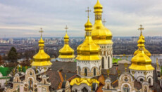 Priest to authorities: You destroyed Lavra not physically but spiritually long ago