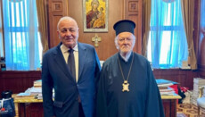 Глава Φαναρίου συζήτησε με τον επίτιμο πρόξενο της Ελλάδας στη Χερσώνα τους βομβαρδισμούς ναών