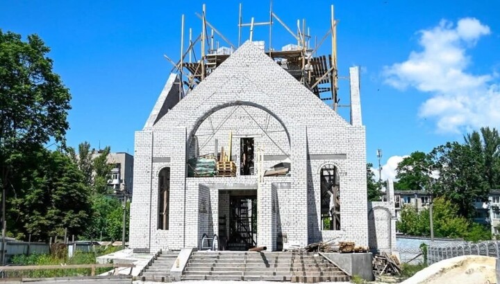 Покровський храм, що будується в Кам'янському. Фото: А. Білоусов