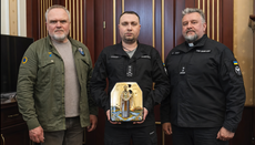 Буданову вручили ікону, написану на бронеплиті