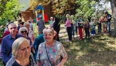 Соціальний відділ УПЦ передав переселенцям 2300 гуманітарних наборів