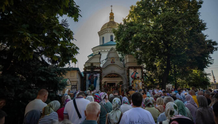 Громада найдавнішого храму Києва відсвяткувала престольне свято. Фото: Хмельницька єпархія
