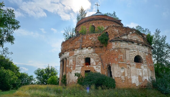 The Church of the Nativity of Christ in the village of Verhuny. Photo: UOC