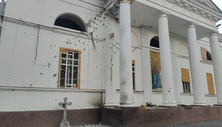 Damage inside the Holy Spirit Cathedral in Kherson following the strike. Photo: Kherson Eparchy