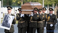 Коновальця тимчасово перепоховали на кладовищі в Києві