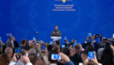 Зеленський: Ми боремося, щоб Путін не вказував, якій Церкві зникнути