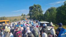 Поліція: Ми не можемо притягнути до відповідальності паломників у Почаєві
