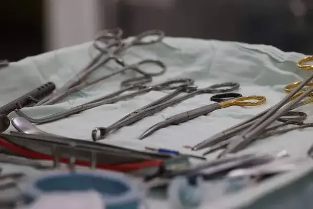 Pathologist’s instruments. Illustrative photo: unn.ua