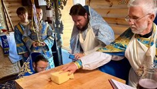 У селі Джурин парафіяни УПЦ збудували новий храм замість відібраного ПЦУ