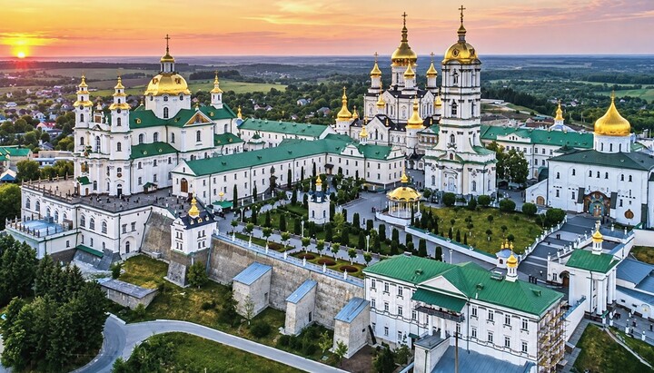 Почаївська Свято-Успенська лавра. Фото: timetotravel.in.ua