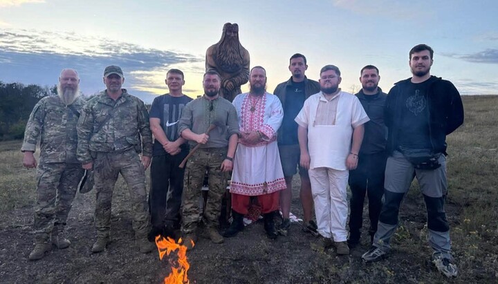 The opening of the shrine to Svaroh in the Kharkiv region. Photo: Sicheslavsky's Facebook