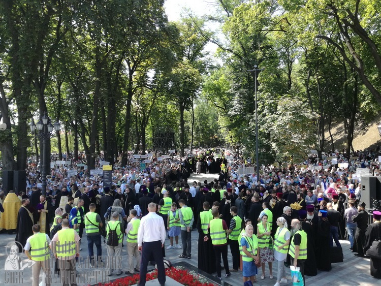 Cross procession – 2019: online broadcast фото 11