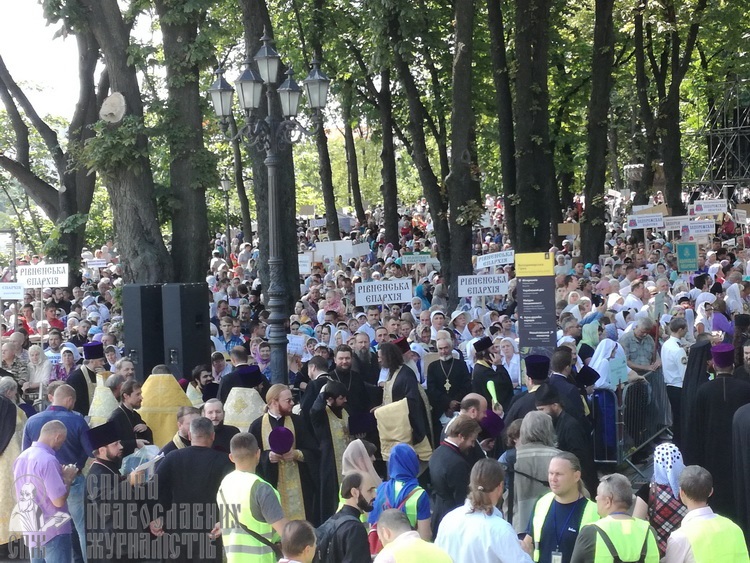 Cross procession – 2019: online broadcast фото 12
