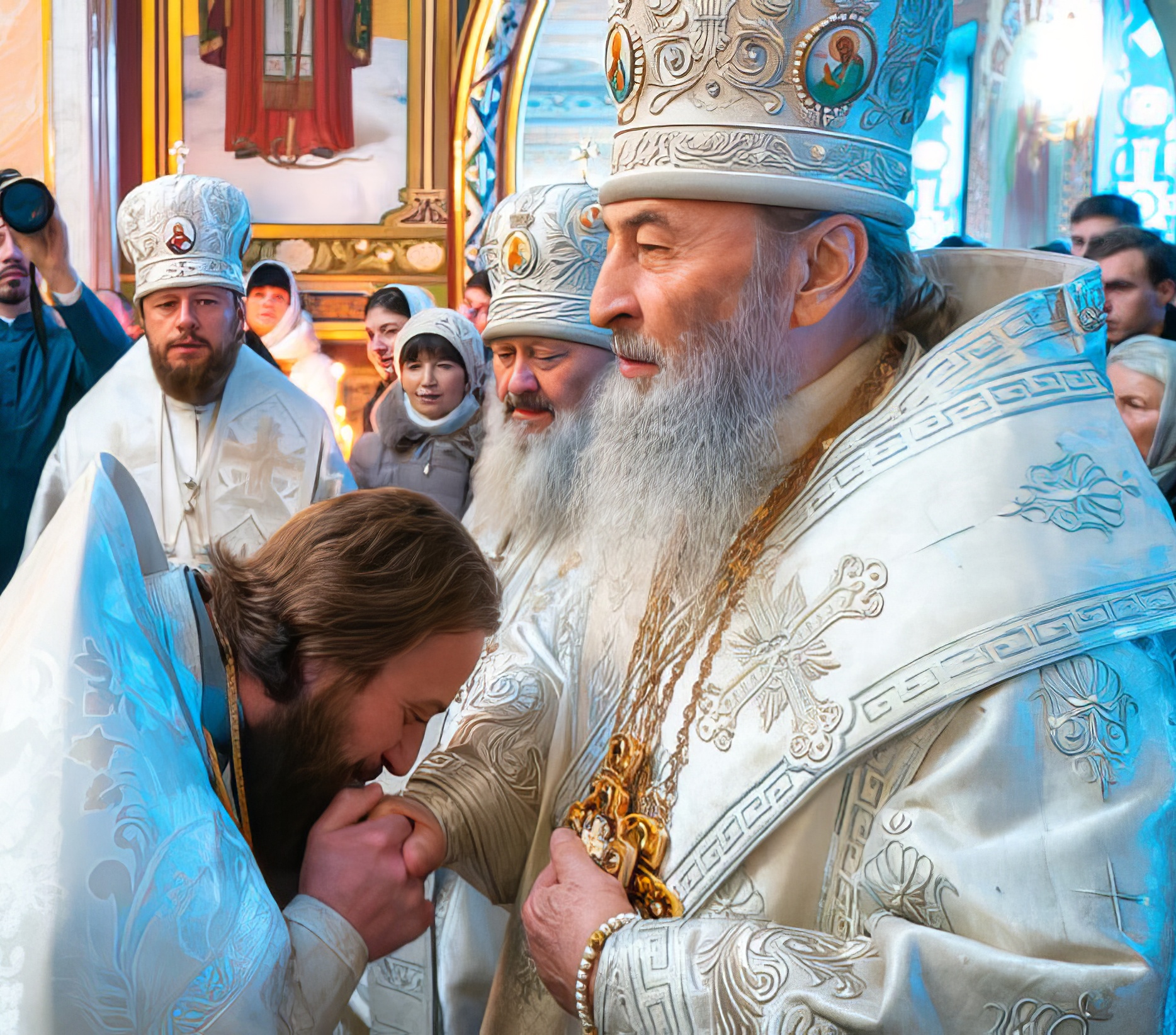 Лотиш і Блаженніший Онуфрій.