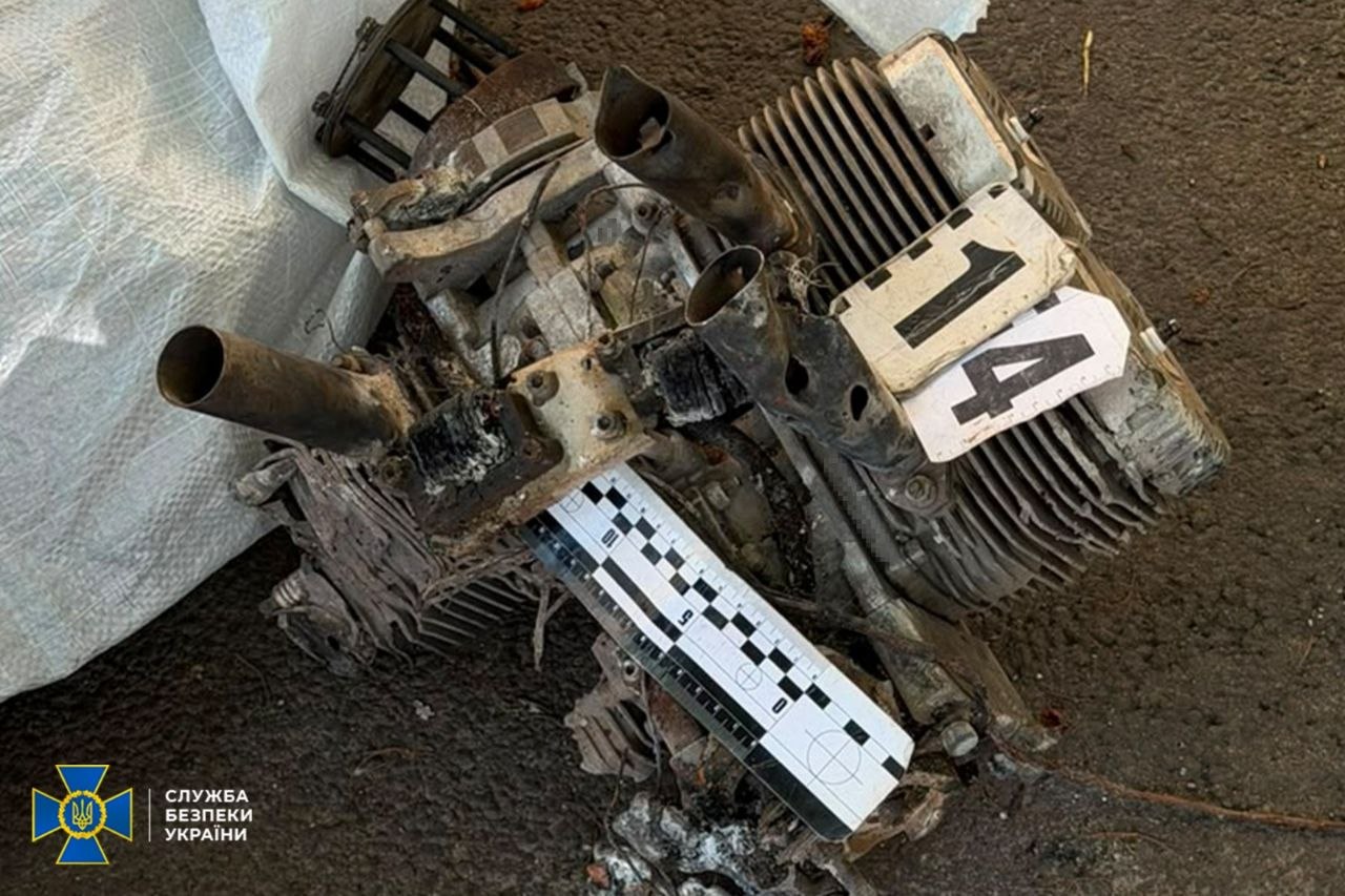 Ukraine and Russia give different explanations for strike on Lavra фото 1