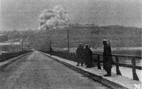 Όταν το ιερό μετατράπηκε σε στάχτη фото 4