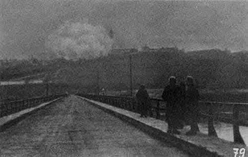 Όταν το ιερό μετατράπηκε σε στάχτη фото 5